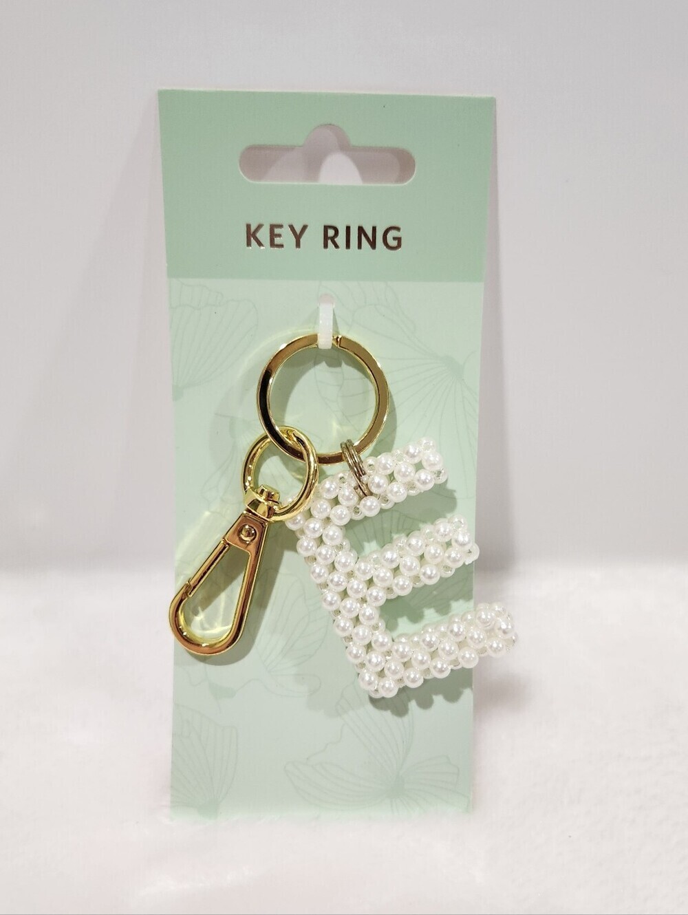 Initial Letter E White Hand Knitted Woven 3D Beaded Pearl Keychain Bag Charm NWT